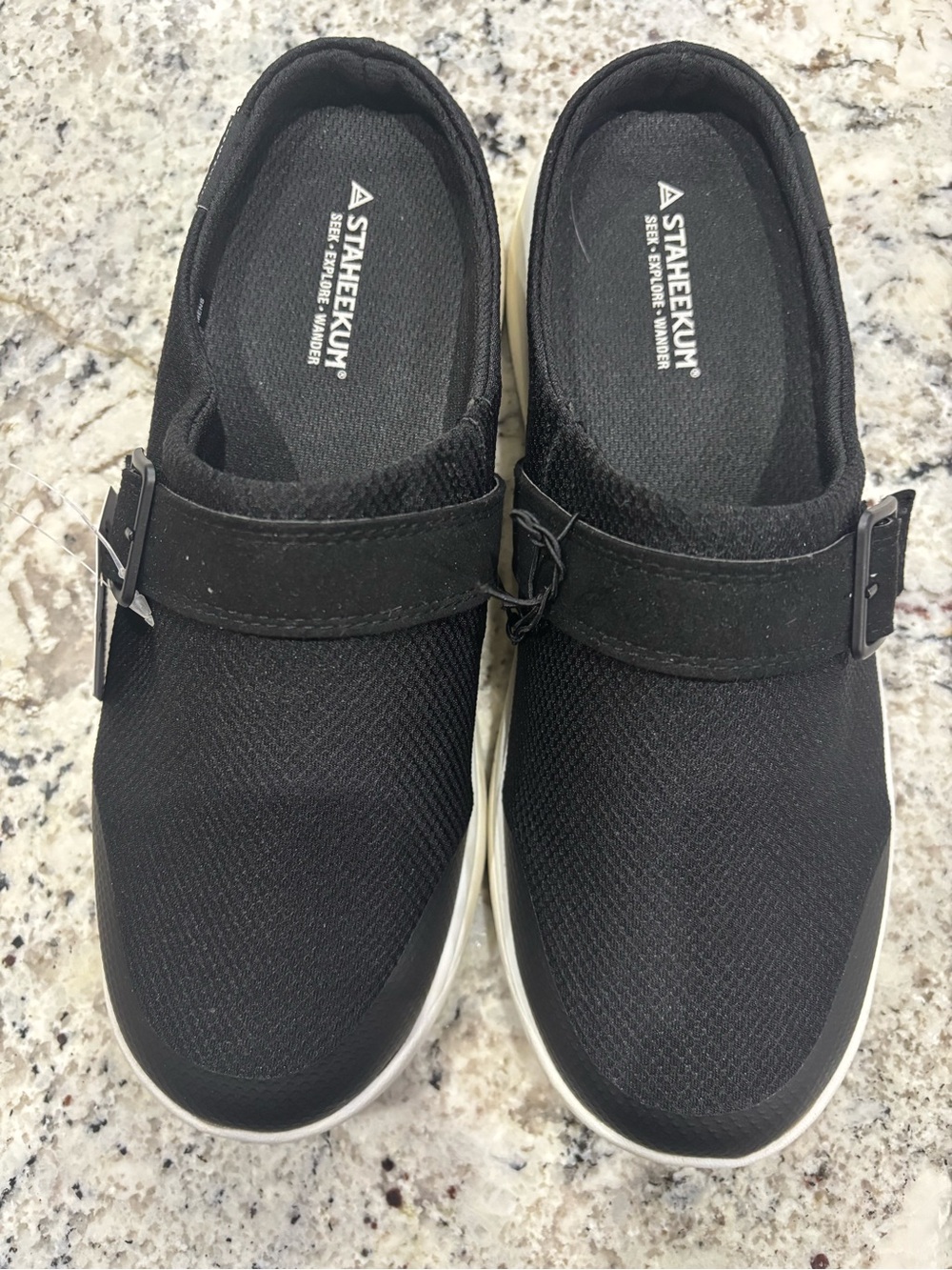 Staheekum Womens Slip On Mule Sneaker Clogs Black Size 8 Like New athlesiure